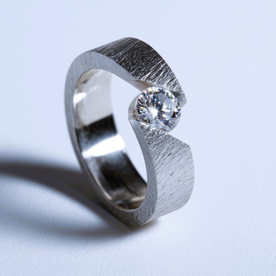 Aeterna Flux Möbius Diamond Ring